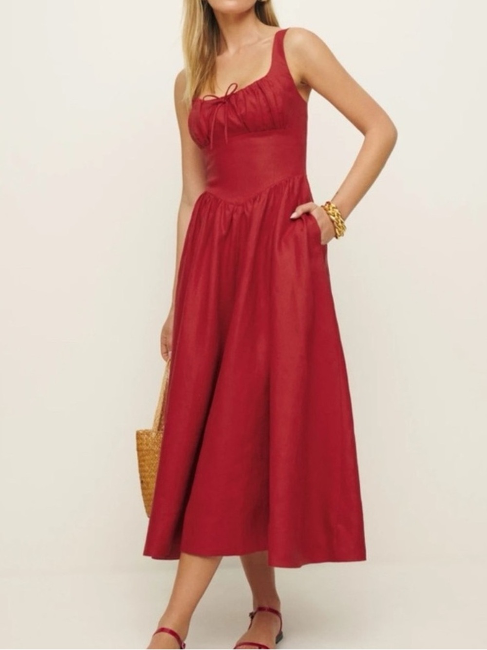 Balia Linen Dress Reformation in Sundried Tomato - Picture 2 of 11
